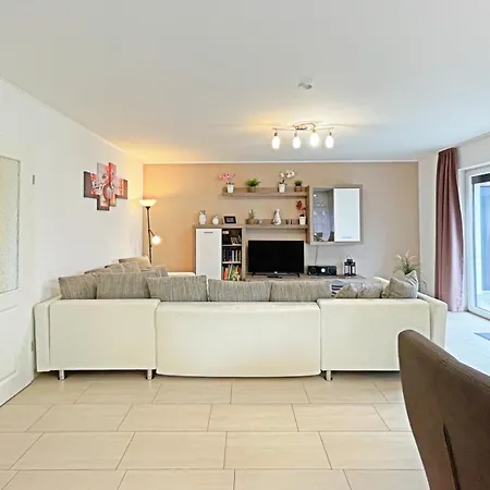 Strandstrasse 21 Möwennest Ostseebad Kölpinsee